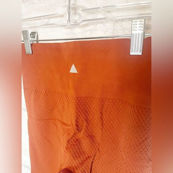 Vitality Balance Athletica Energy Seamless Leggings Burnt Orange - Picture 2 of 6